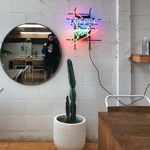 Meet your Posher, Ani